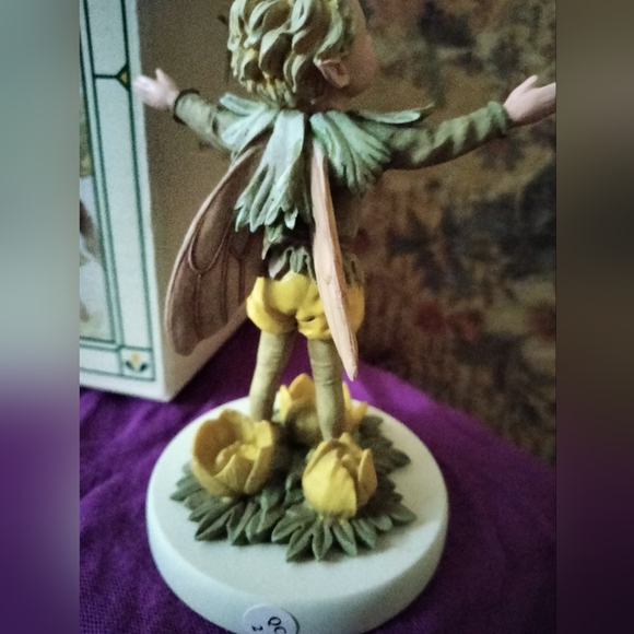 Cicely Mary Barker Winter Aconite Fairy Series IX 2001 - Picture 3 of 11